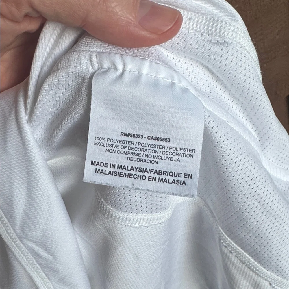 Nike White Short Sleeve Women’s Tee size Large